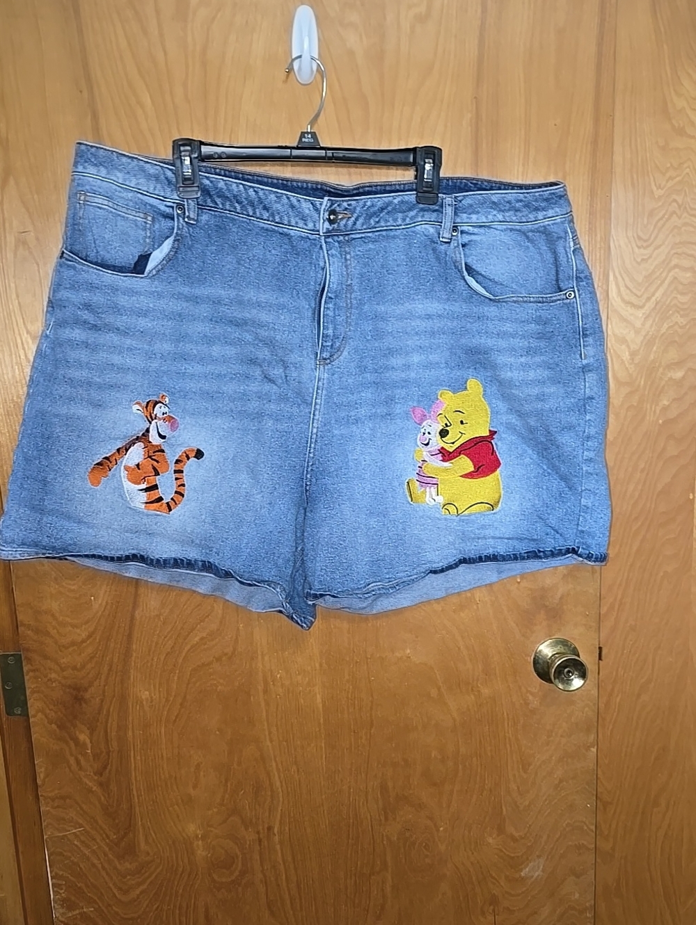 Disney Winnie the Pooh & Tigger Embroidered Denim Shorts - Light Blue